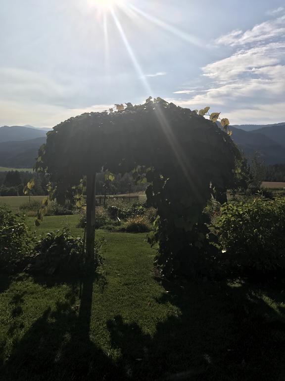 Husum Highlands Bed And Breakfast Exteriör bild